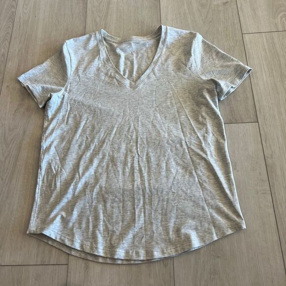 Lululemon women’s top size M - Picture 1 of 6